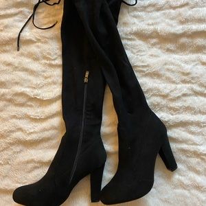 BLACK SUEDE OVER THE KNEE BOOTS